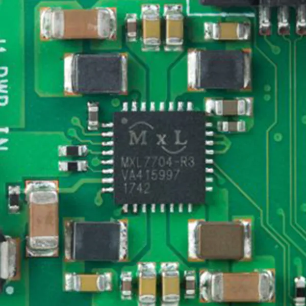 Dynamic Voltage and Frequency Scaling system on QNX for Raspberry pi